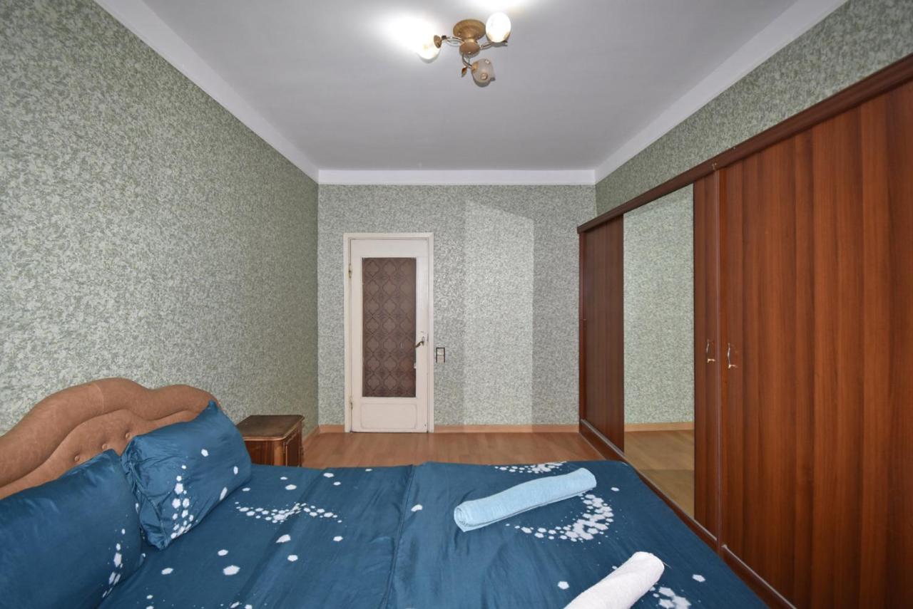 Amigo Apartment In The Centre Yerevan Exterior photo